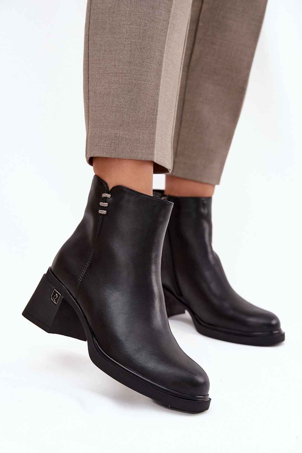 Heel boots model 217495